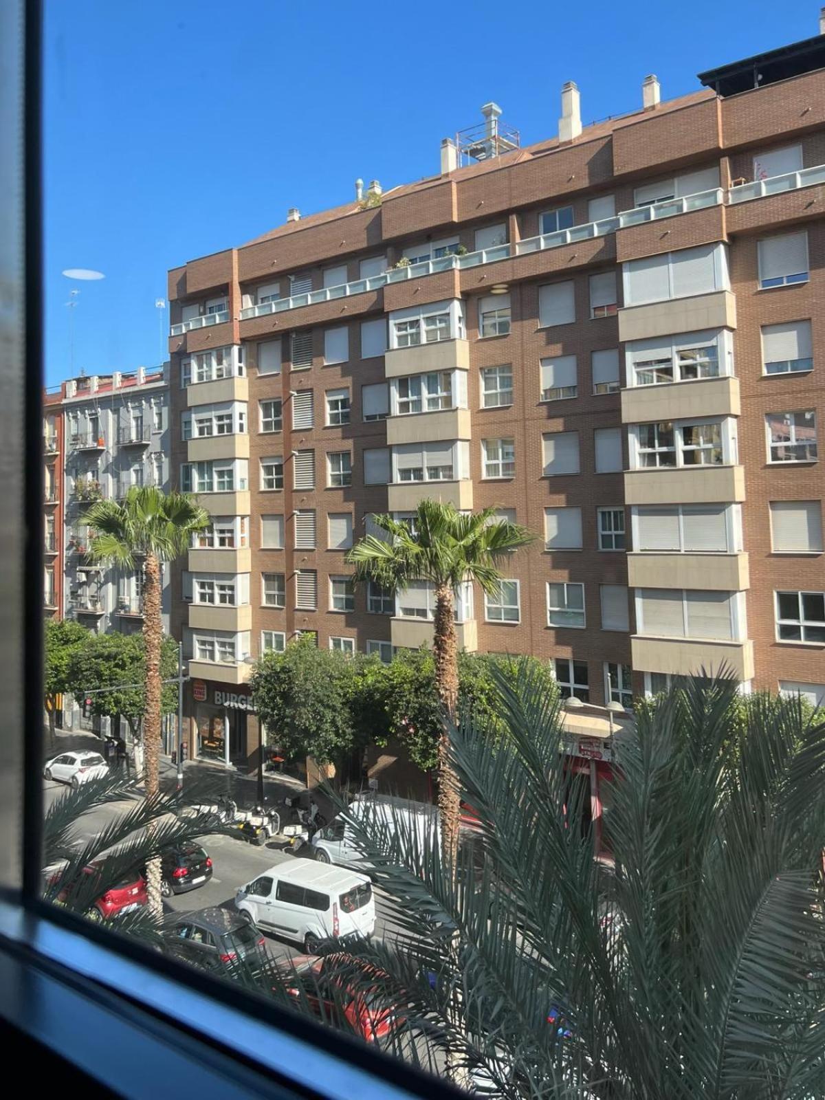 Apartamentos De Pradas Valencia Eksteriør billede