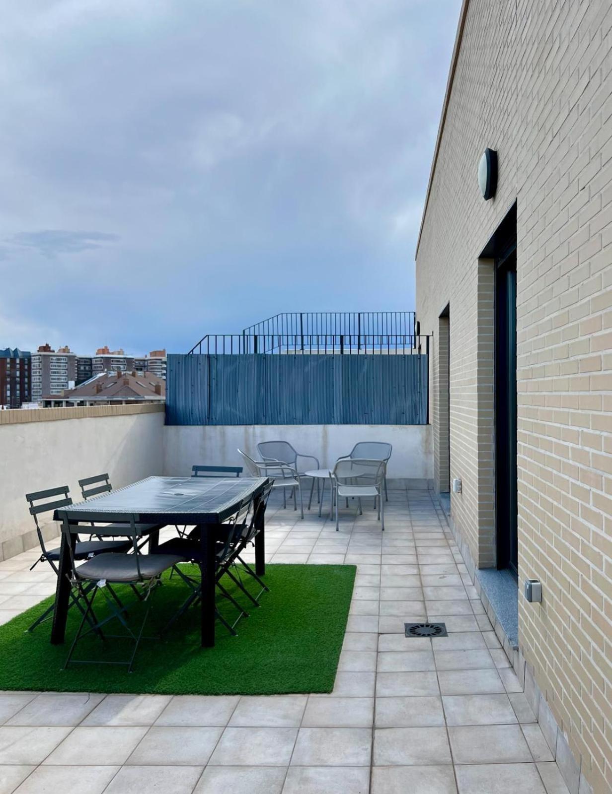 Apartamentos De Pradas Valencia Eksteriør billede